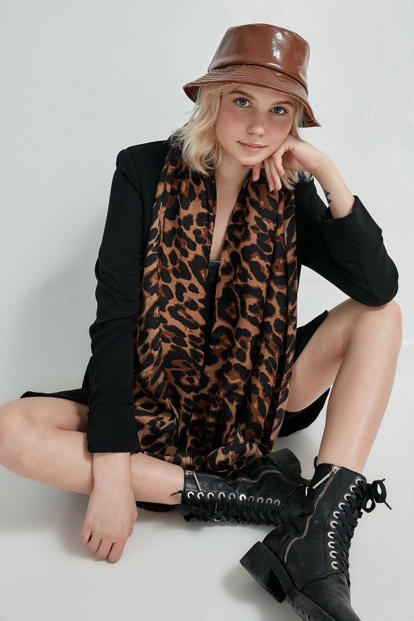 10862 Leopar Desenli Kahve Rengi Şal