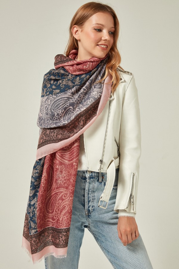 Pink Paisley-Style Soft-Touch Shawl - Nesvay Pink Paisley-Style Soft-Touch Shawl, 100% polyester, 90x180 cm