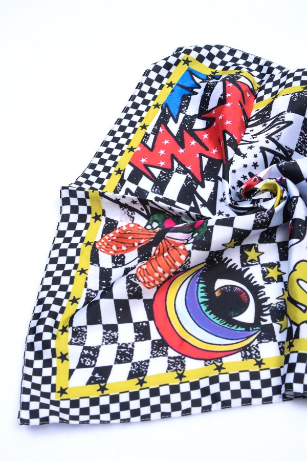 13708 Siyah Beyaz Kareli Saten Bandana Fular 50x50 cm