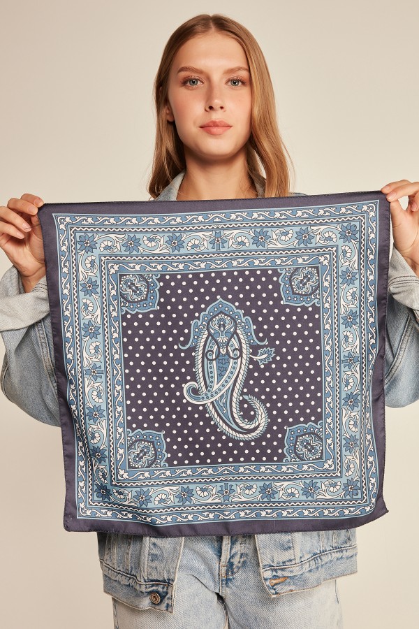 13935 Şal Desenli Lacivert Saten Bandana Fular 50x50 cm