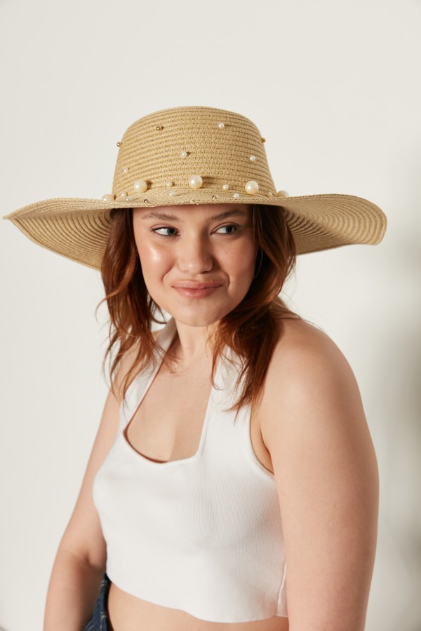 14232-10 Üzeri İncili Açık Bej Geniş Hasır Şapka 14232-10 Üzeri İncili Açık Bej Geniş Hasır Şapka