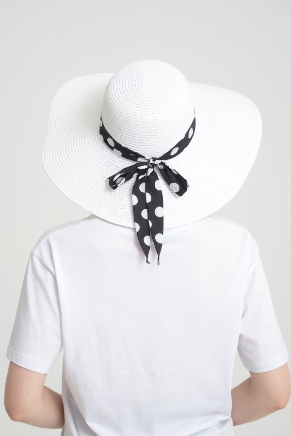 14232-31 Siyah Beyaz Puantiye Fiyonklu Beyaz Geniş Hasır Şapka