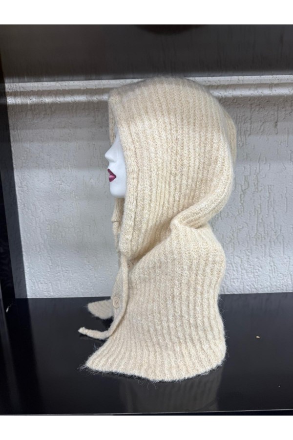 14800-2 Krem Boyundan Geçmeli Yumuşak Dokulu Düğmeli Bağcıklı Balaklava Model Triko Bere