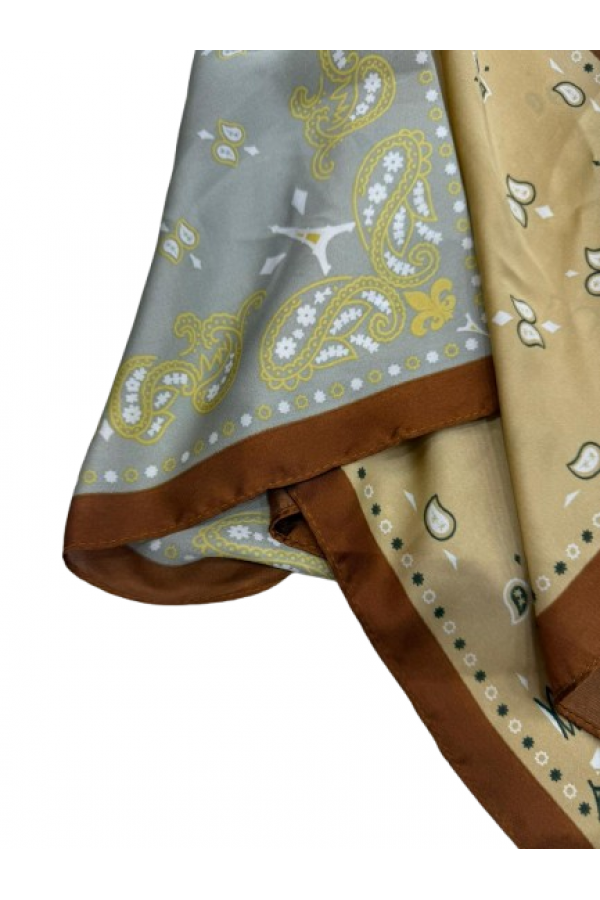 14890 Patchwork Desenli Kahve Çift Tarafı Baskılı Bandana Fular 70x70 cm