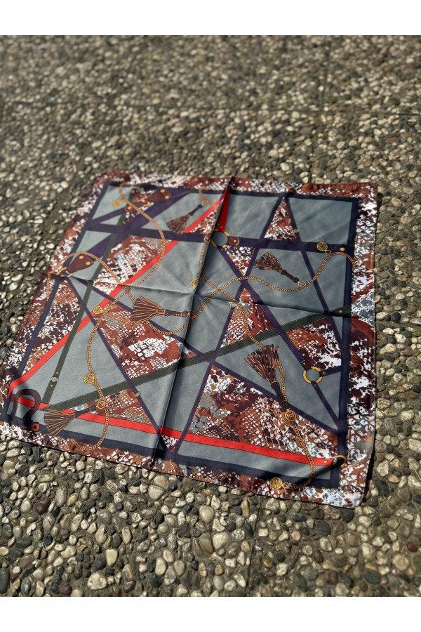 14935 Zincir Desenli Lacivert Saten Bandana Fular 50x50 cm