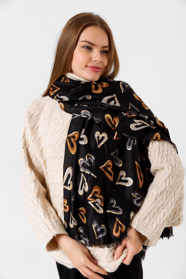 15054 Kalp Desenli Varaklı ve Püsküllü Siyah Şal