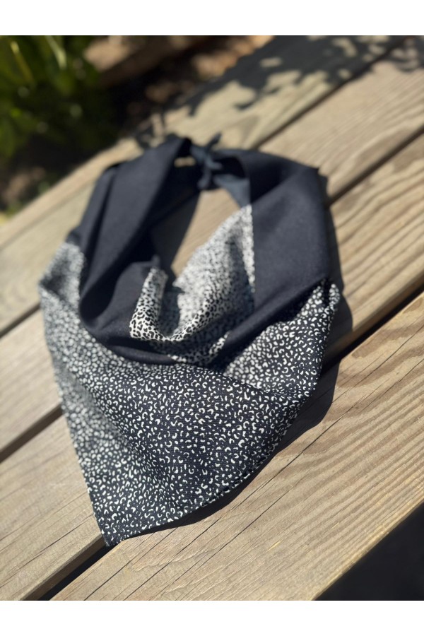 15254 Patchwork Desenli Siyah Çift Tarafı Baskılı Bandana Fular 53x53 cm