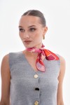 15317 Çiçek Desenli Kırmızı Saten Bandana Fular 50x50 cm
