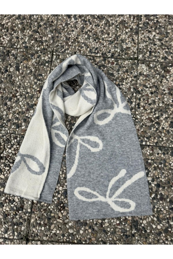Bow Print Grey & Ecru Double-Sided Knit Wool-Blend Wrap Scarf 30x200 cm, 13% wool, 65% polyester, 22% acrylic, 30x200 cm
