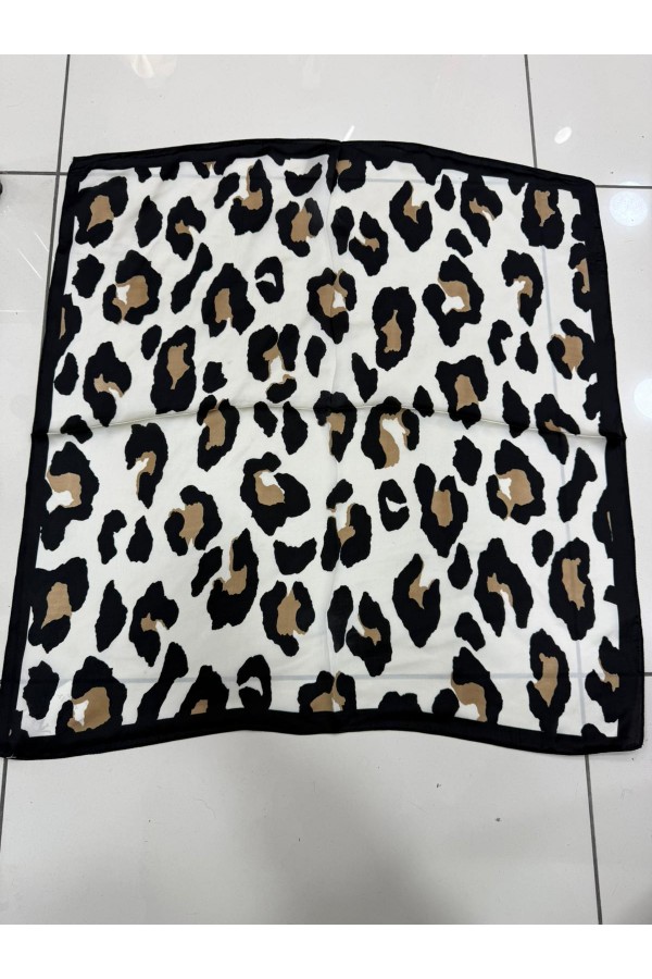 15361 Siyah Leopar Desenli Bandana Fular 70x70 cm