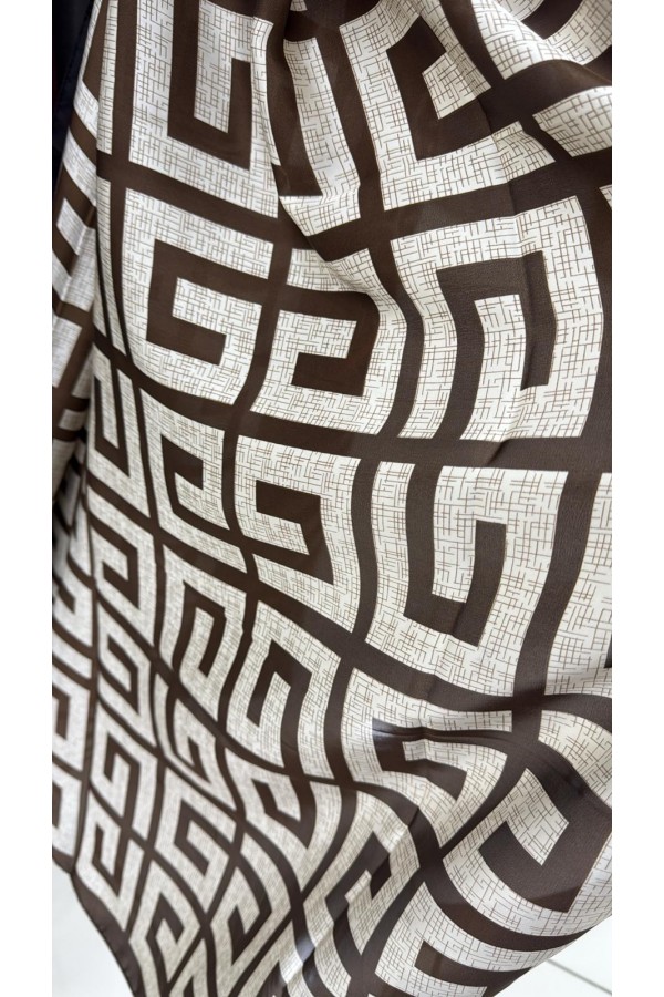 15391 Desenli Kahverengi Saten Şal 90x180 cm 15391 Desenli Kahverengi Saten Şal 90x180 cm