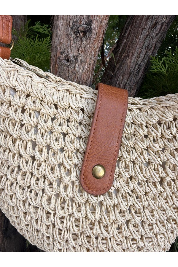 NWC-1077 Bej El Örgüsü Hasır Çanta 24x23 cm NWC-1077 Bej El Örgüsü Hasır Çanta 24x23 cm