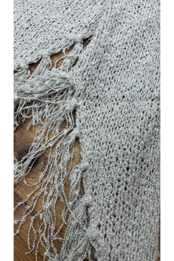 S010 Püsküllü Yün Karışımlı Kumaş Gri Üçgen Şal 80x180 cm