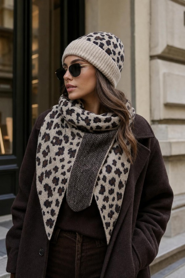 S064 Bej Leopar Desenli Şal ve Şapka İkili Takım